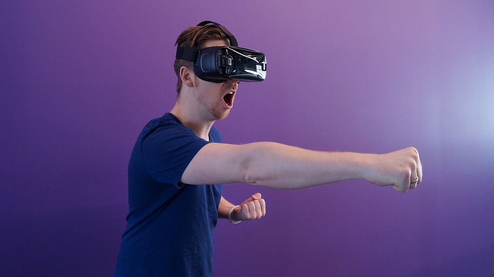 VR-teknologi innen gamingindustrien